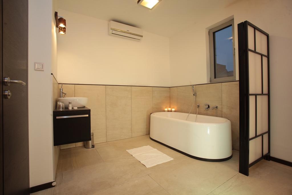 Parliament Penthouse Boutique B&B Budapest Room photo